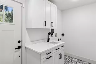 3459 Palacios Ave, Dallas, TX 75212 - Photo 7