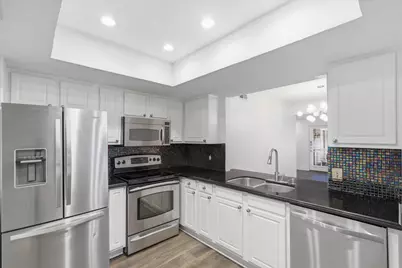 10207 Regal Oaks Drive #109, Dallas, TX 75230 - Photo 13