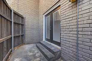 10207 Regal Oaks Dr, Dallas, TX 75230 - Photo 23