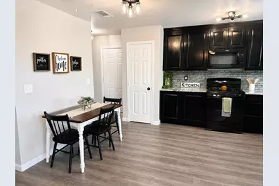 106 Raymond Street, Bowie, TX 76230 - Photo 11