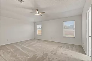 9900 Carter Dr, McKinney, TX 75072 - Photo 17