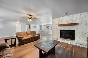 202 Lone Star St, Joshua, TX 76058 - Photo 9