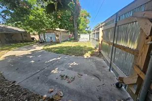 7239 Muse Ct, Fort Worth, TX 76112 - Photo 27