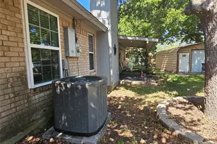 7239 Muse Ct, Fort Worth, TX 76112 - Photo 31
