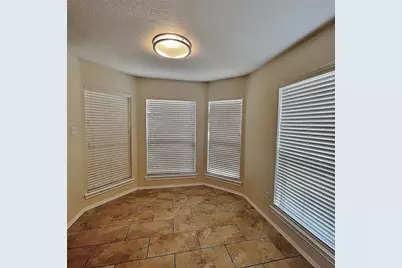 4808 Waxwing Drive, Arlington, TX 76018 - Photo 9
