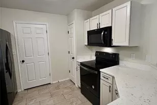 4808 Waxwing Dr, Arlington, TX 76018 - Photo 11