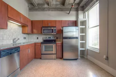 221 W Lancaster Avenue #3006, Fort Worth, TX 76102 - Photo 17