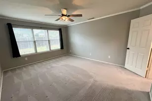 612 Stirrup Bar Dr, Fort Worth, TX 76179 - Photo 9