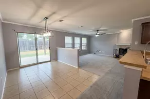 612 Stirrup Bar Dr, Fort Worth, TX 76179 - Photo 3
