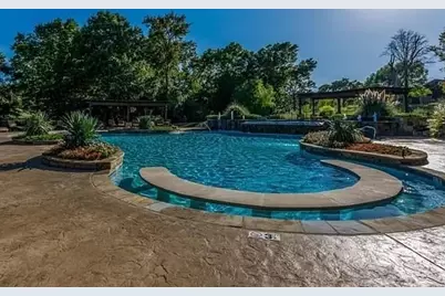 33 Pinehills, Gordonville, TX 76245 - Photo 3