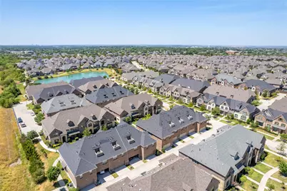 4666 Rhett Lane #E, Carrollton, TX 75010 - Photo 37