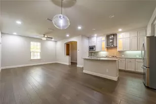 4666 Rhett Ln, Carrollton, TX 75010 - Photo 5
