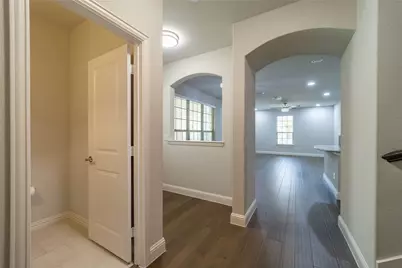 4666 Rhett Lane #E, Carrollton, TX 75010 - Photo 15