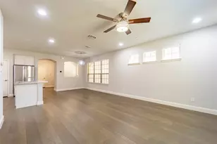 4666 Rhett Ln, Carrollton, TX 75010 - Photo 3