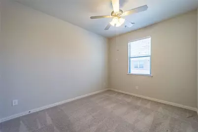 4666 Rhett Lane #E, Carrollton, TX 75010 - Photo 27