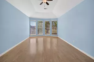 2616 Cove Dr, Grand Prairie, TX 75054 - Photo 17
