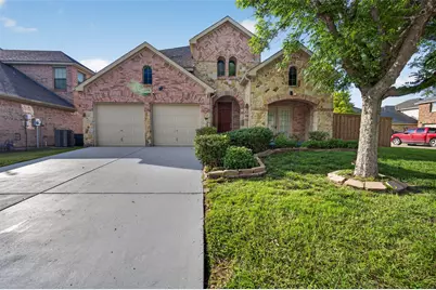 2616 Cove Drive, Grand Prairie, TX 75054 - Photo 1