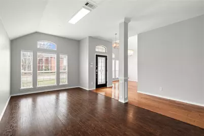 5825 Echo Bluff Drive, Haltom City, TX 76137 - Photo 9