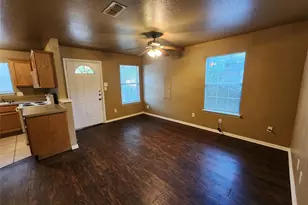 2917 Van Horn Ave, Fort Worth, TX 76111 - Photo 3