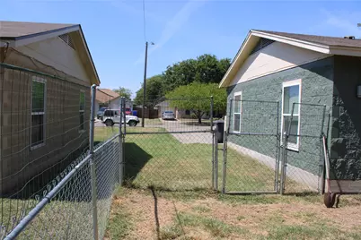2722 Mildred Street, Waco, TX 76706 - Photo 11