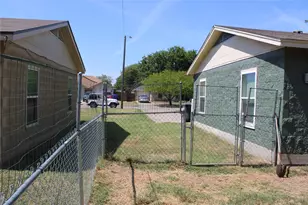 2722 Mildred St, Waco, TX 76706 - Photo 11