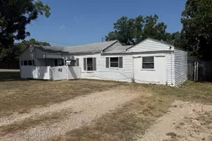 3815 Beverly Dr, Beverly Hills, TX 76711 - Photo 5