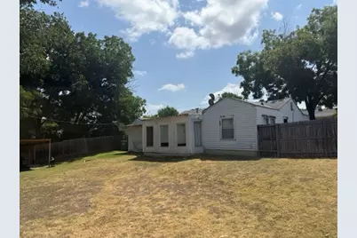 3815 Beverly Drive, Beverly Hills, TX 76711 - Photo 3