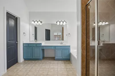 1121 Ponderosa Drive, Aubrey, TX 76227 - Photo 15