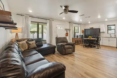 6121 Choctaw Drive, Mabank, TX 75156 - Photo 5