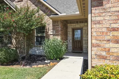 1407 Monfort Drive, Sherman, TX 75092 - Photo 3