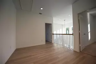 9843 Romo St, Irving, TX 75063 - Photo 19