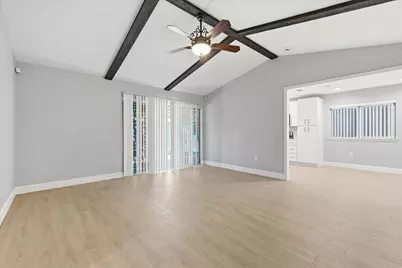 2132 Bordeaux Drive, Carrollton, TX 75007 - Photo 9