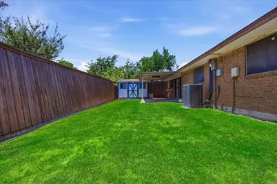 2132 Bordeaux Drive, Carrollton, TX 75007 - Photo 27