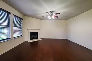 1000 Lake Trail Dr, Little Elm, TX 75068 - Photo 9