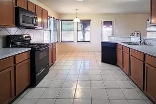 1000 Lake Trail Dr, Little Elm, TX 75068 - Photo 5