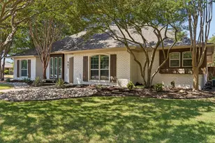 901 Autumn Lake Dr, Allen, TX 75002 - Photo 5