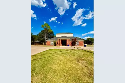 401 Inwood Road, Azle, TX 76020 - Photo 1