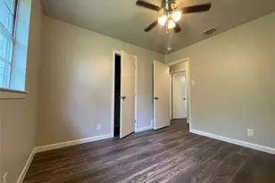 613 E Mustang St, Crowley, TX 76036 - Photo 11