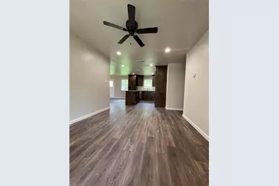 613 E Mustang Street, Crowley, TX 76036 - Photo 3