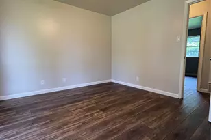 613 E Mustang St, Crowley, TX 76036 - Photo 17