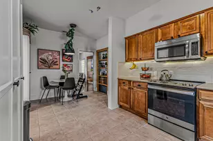 1618 Seevers Ave, Dallas, TX 75216 - Photo 9
