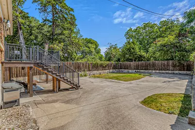 1618 Seevers Avenue, Dallas, TX 75216 - Photo 25