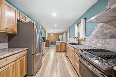 612 Oakwood Drive, Euless, TX 76040 - Photo 11