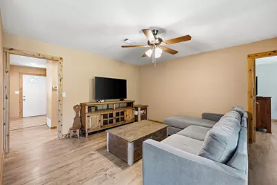 612 Oakwood Drive, Euless, TX 76040 - Photo 13