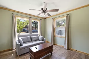 612 Oakwood Dr, Euless, TX 76040 - Photo 9