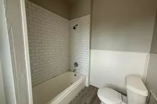 431 E 8th St, Dallas, TX 75203 - Photo 9