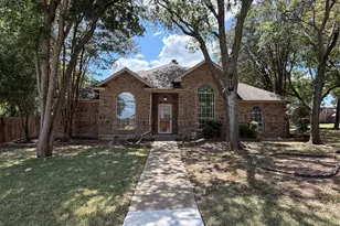 1307 Sequoia Dr, Grand Prairie, TX 75052 - Photo 1