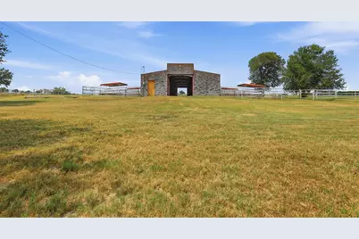 2480 Bob White Drive, Granbury, TX 76049 - Photo 13