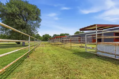 2480 Bob White Drive, Granbury, TX 76049 - Photo 15