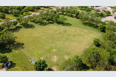 2373 E Landings S, Granbury, TX 76049 - Photo 21